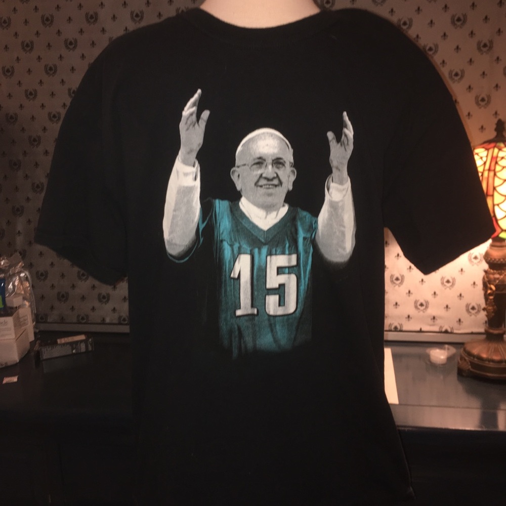 Philadelphia Eagles Pope T-Shirt